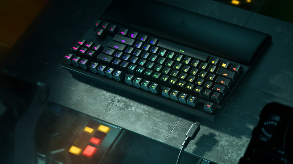 Huntsman V2 Tenkeyless Key Visual