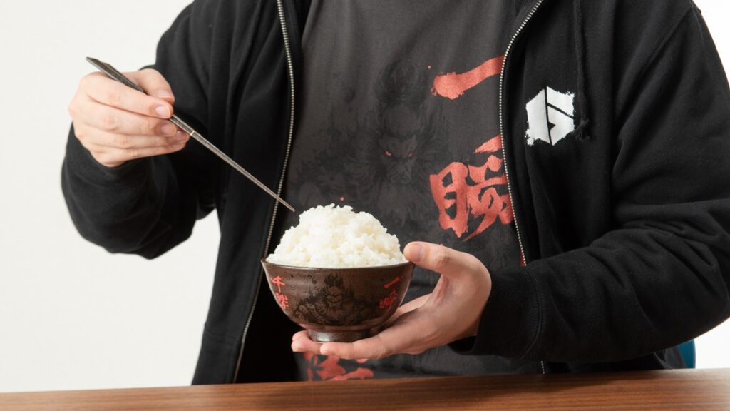 真豪鬼米とお茶碗 イメージ