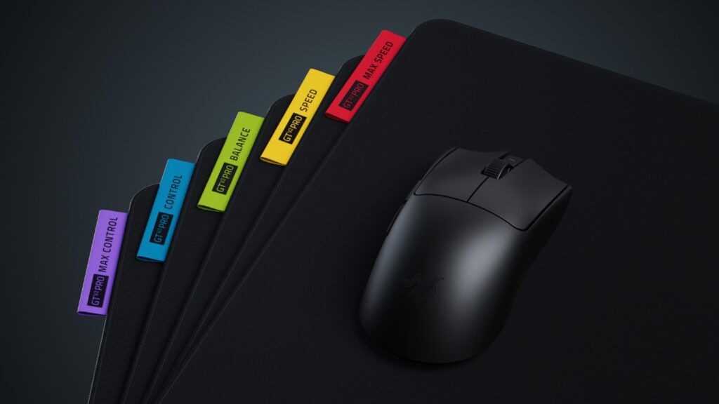 「Viper V4 Pro」と「Gigantus V2 Pro」